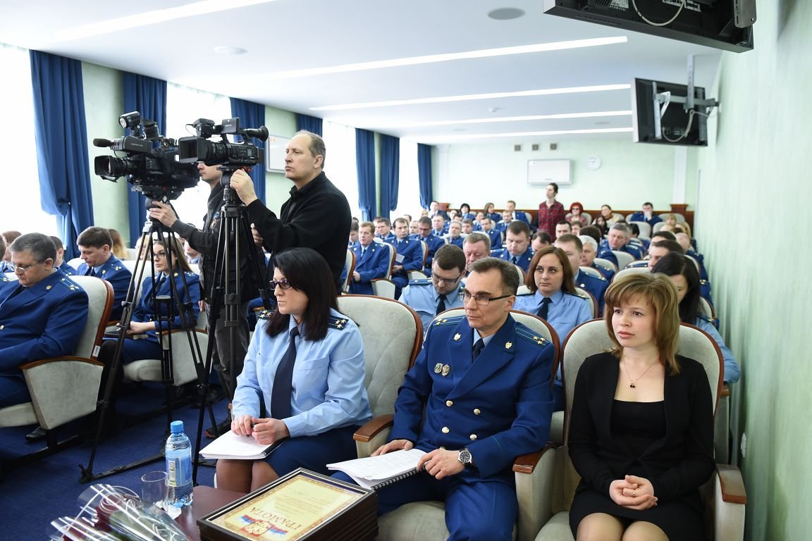 Белгородская область сегодня. Емец прокуратура Белгородской области. Прокуратура Белгород областная 2022. Прокуратура Белгородской области прокурор. Эдуард Анатольевич прокуратура Белгородской области.