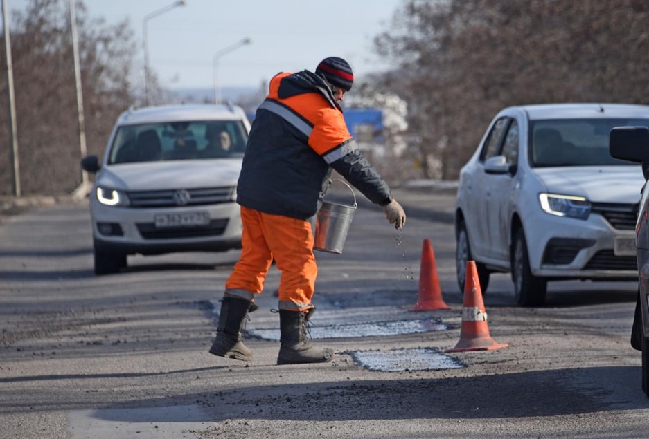 В Белгороде за 2024 год уже отремонтировали 2,5 тысячи м² дорожного полотна - Изображение 2