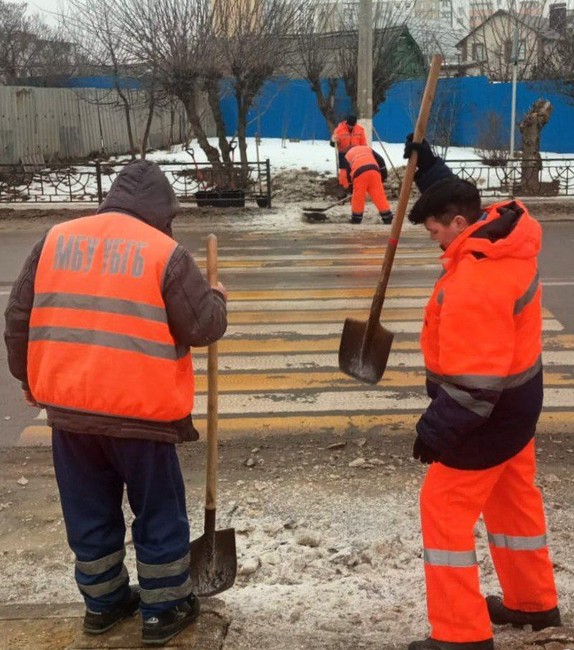 Белгородские коммунальщики продолжают наводить порядок в областном центре - Изображение 3