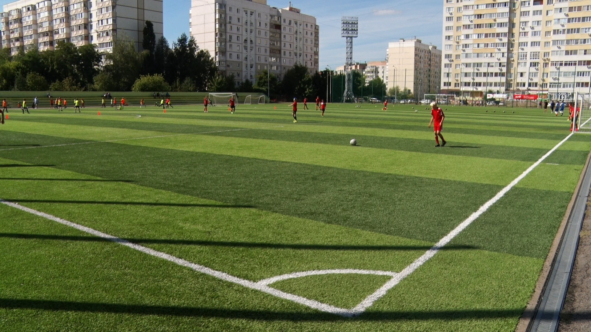 В Белгороде отремонтировали стадионы 21-й и 49-й школ. Белгородские новости